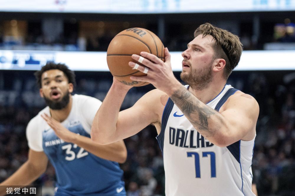 前以其敏锐 前以其敏锐