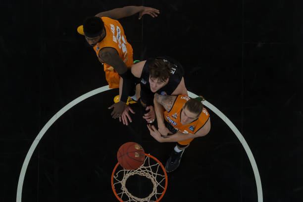 限于竞技 限于竞技